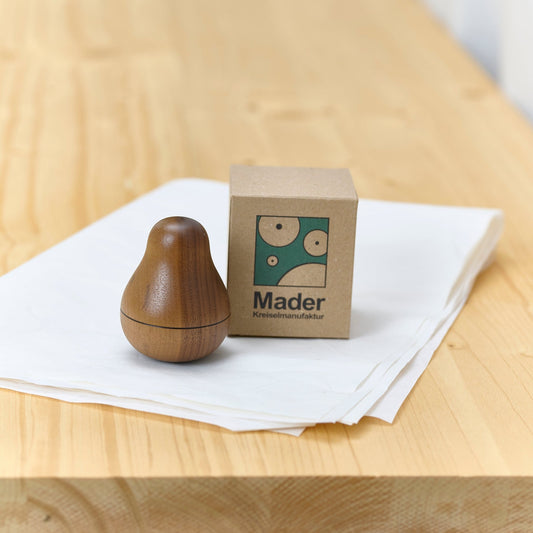 Baby-Taumelbirne, Nuss-Holz, handgefertigt