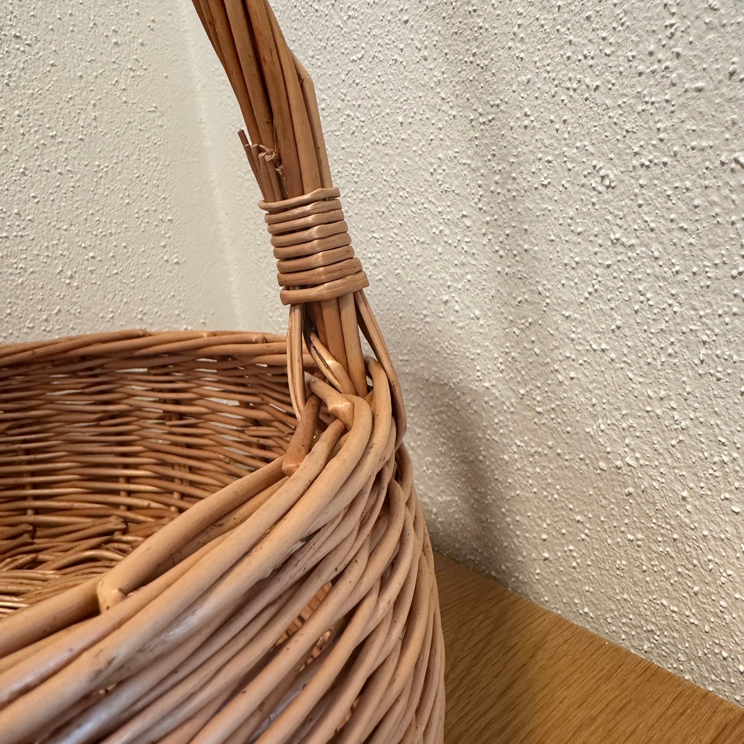 Großes Henkelkörbchen