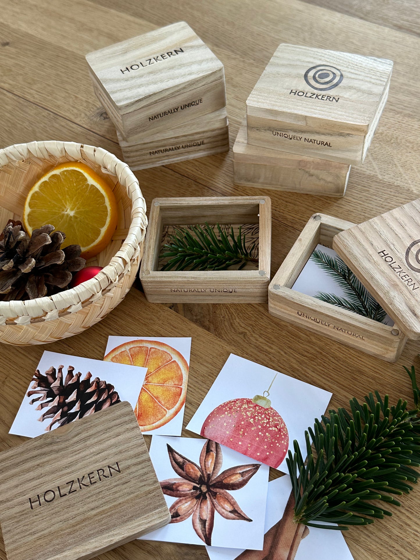 PDF: Gratis Download "Weihnachtliche Gegenstände"