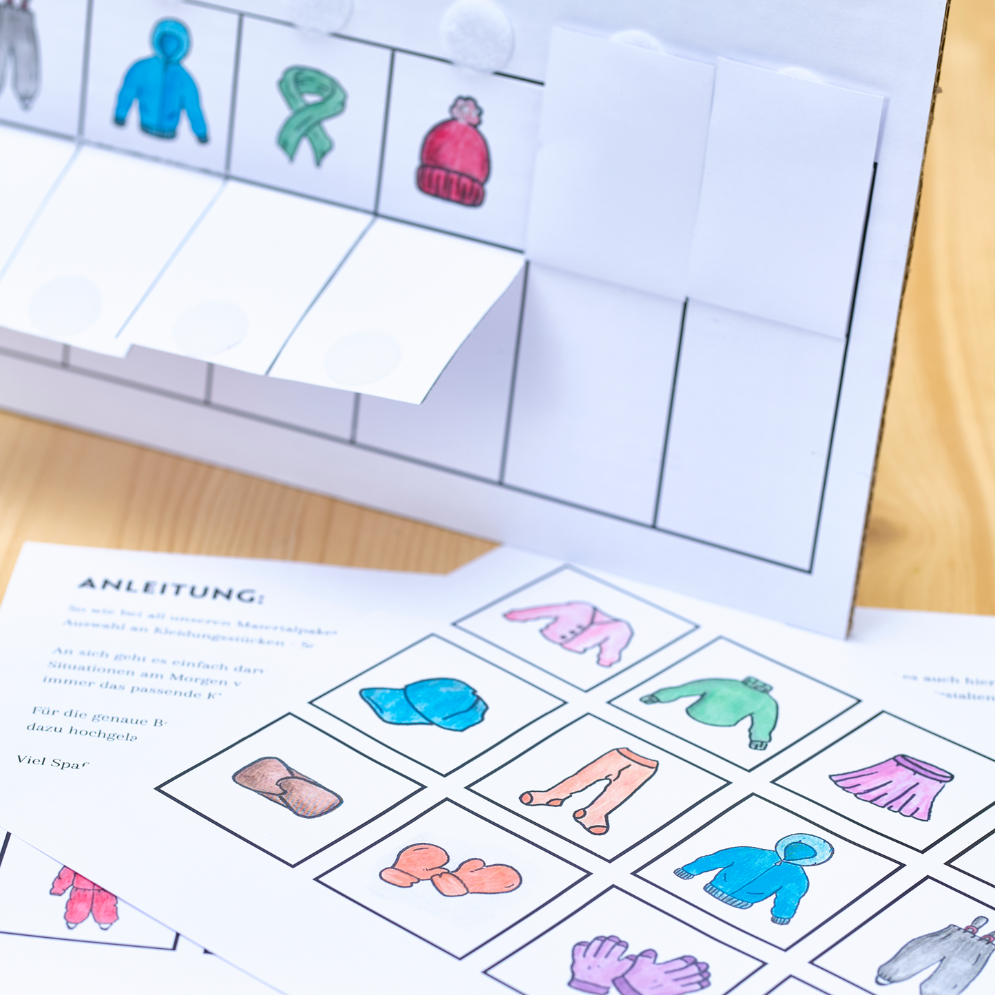 Materialpaket: Anzieh-Routine, montessori-inspriert