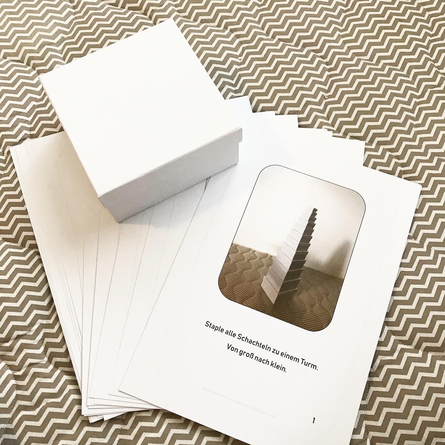 PDF: Schachtelspiel montessori-inspiriert