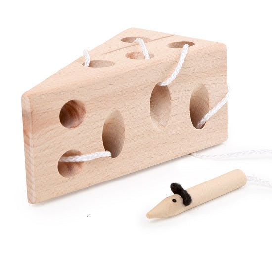 Fädelspiel Käse mit Maus, montessori-inspiriert