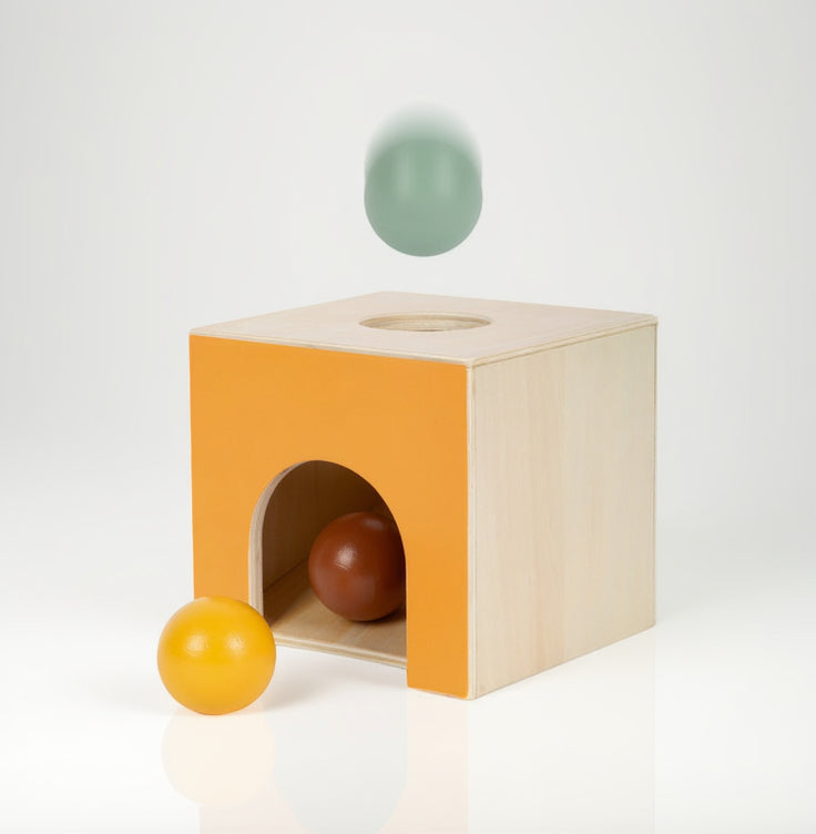 Kugelkasten, montessori-inspiriert