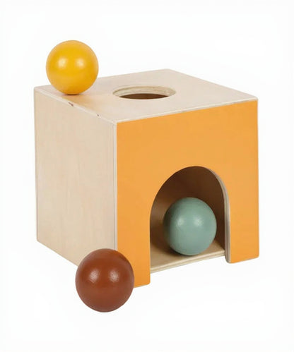 Kugelkasten, montessori-inspiriert