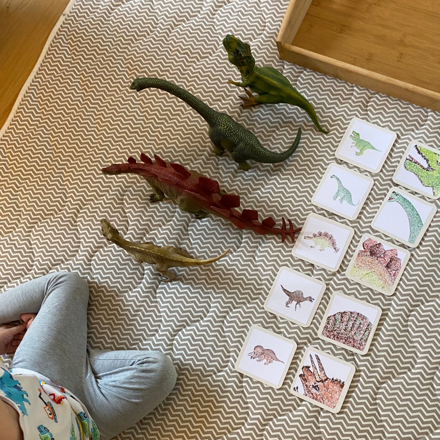 Materialpaket: Dinosaurier - kunterbuntes Paket für alle Dinofans